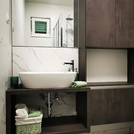 Διαμέρισμα Jbl *